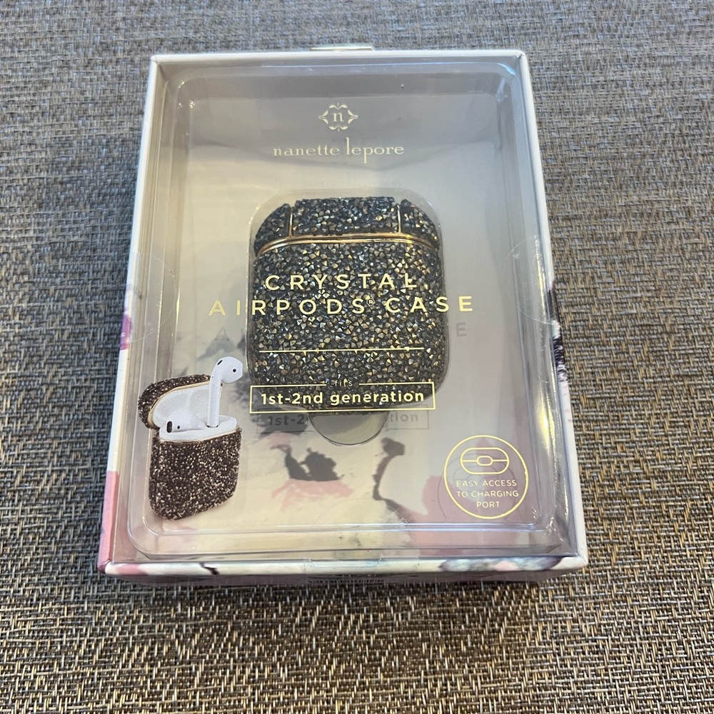 New! ‎ Nanette Lepore Crystal Air Pod case.